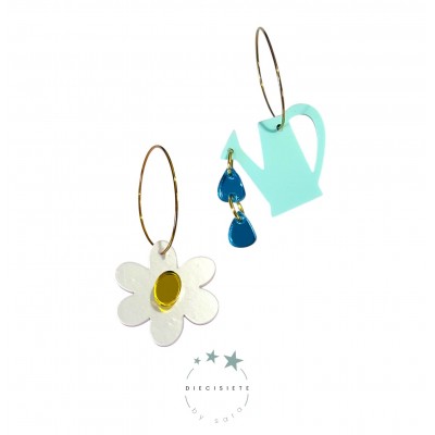 PENDIENTES ARO REGANDO LAS FLORES